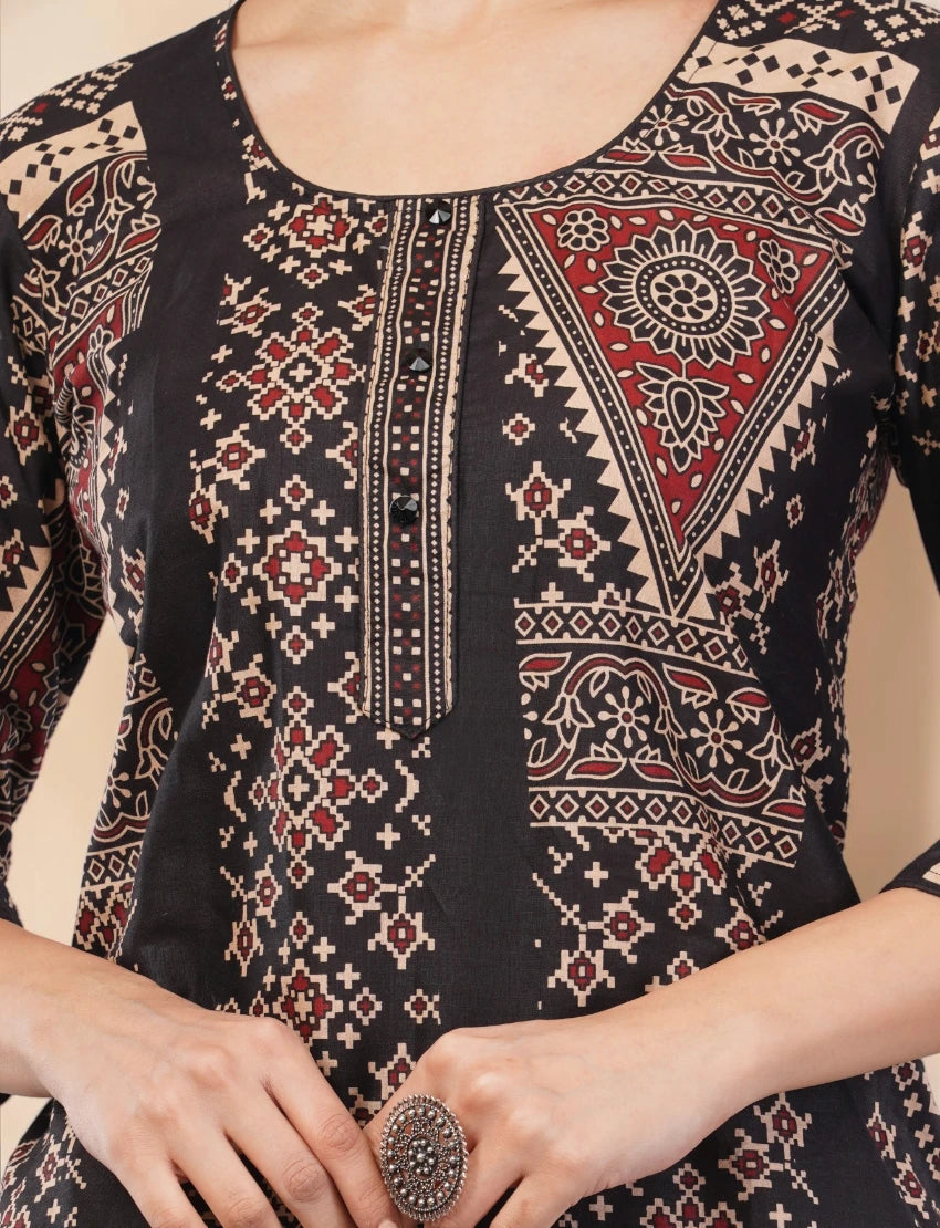 Women's Cotton Kurta, Traditional Geometric Print
