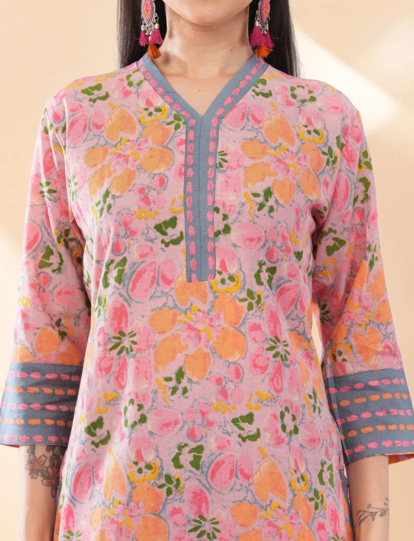 Women's Pink Cotton Floral Salwar Suit Set