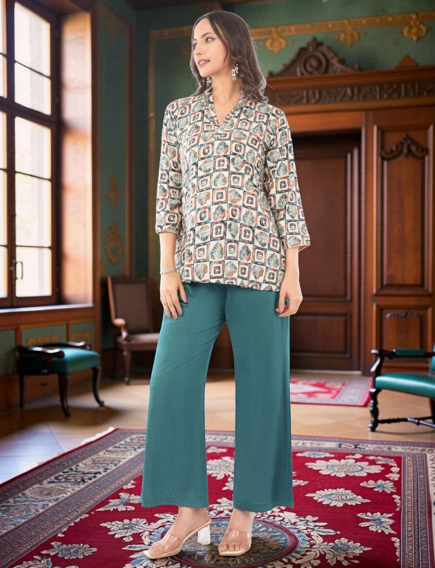 Eelika women's multicolor geometric print crepe kurta with teal cotton blend trousers and matching dupatta